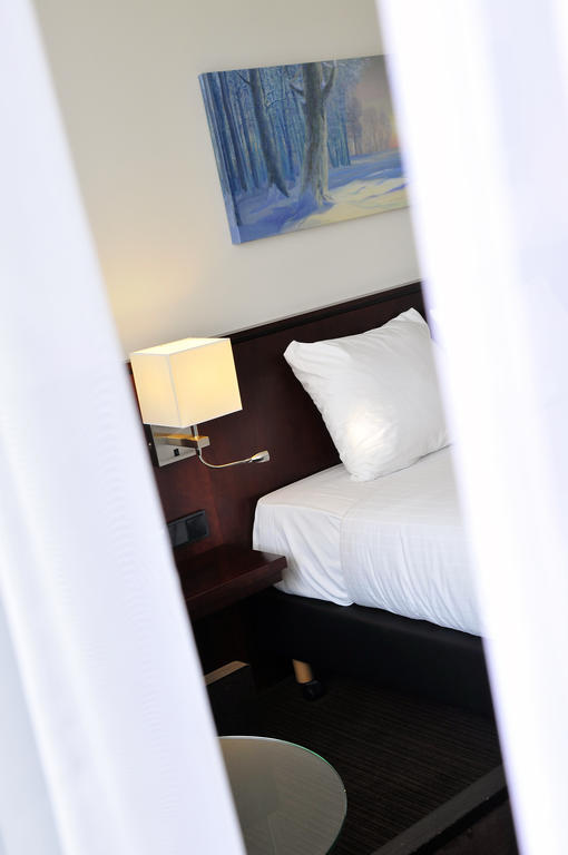 Amrath Hotel Maarsbergen-Utrecht Стая снимка